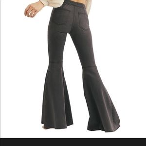 Free People+ Just Float on Flares Jeans+ Size 27+ Black